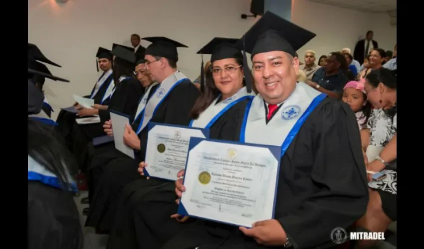Foto ilustrativa de los graduados. 