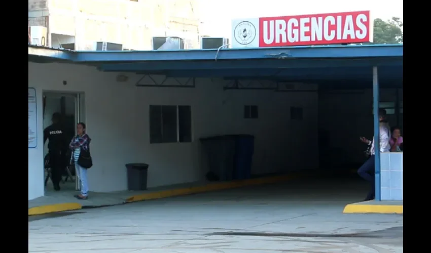 Foto El  occiso fue llevado al cuarto de urgencias del hospital Dionisio Arrocha en Barú. 