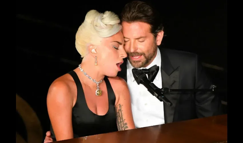 Gaga y Cooper en los Óscar. Foto: Archivo