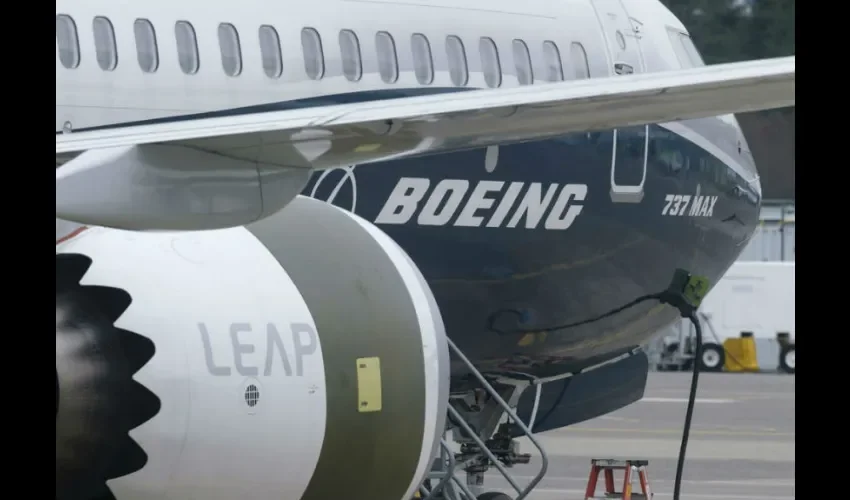 La compañía Boeing tuvo que modificar sus previsiones para lo que queda del año 2019. Fuente: AP