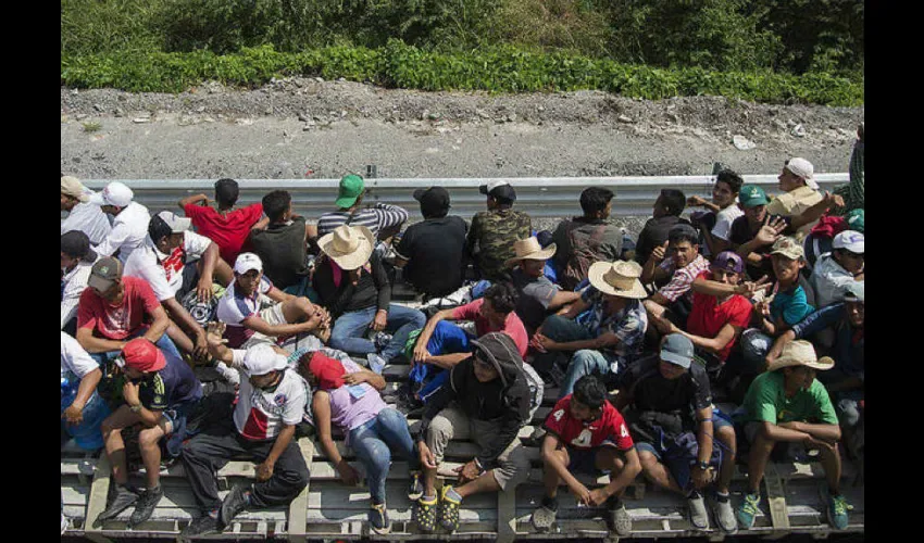 Migrantes centroamericanos cambian de ruta en su marcha por el sur de México. RTVE.es 