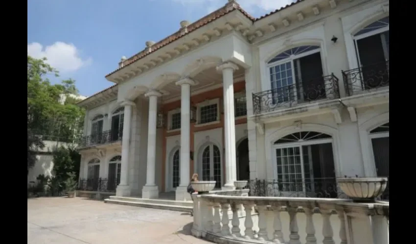 Foto ilustrativa de la mansión. 