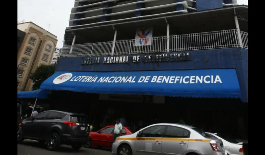 Foto ilustrativa del edificio de la Lotería Nacional de Beneficencia. 