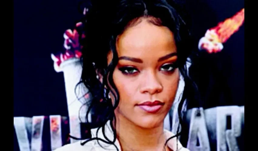 Rihanna tiene su línea de maquillaje. Foto: Archivo