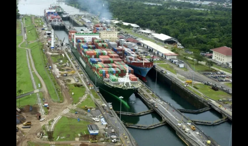 Canal de Panamá. 