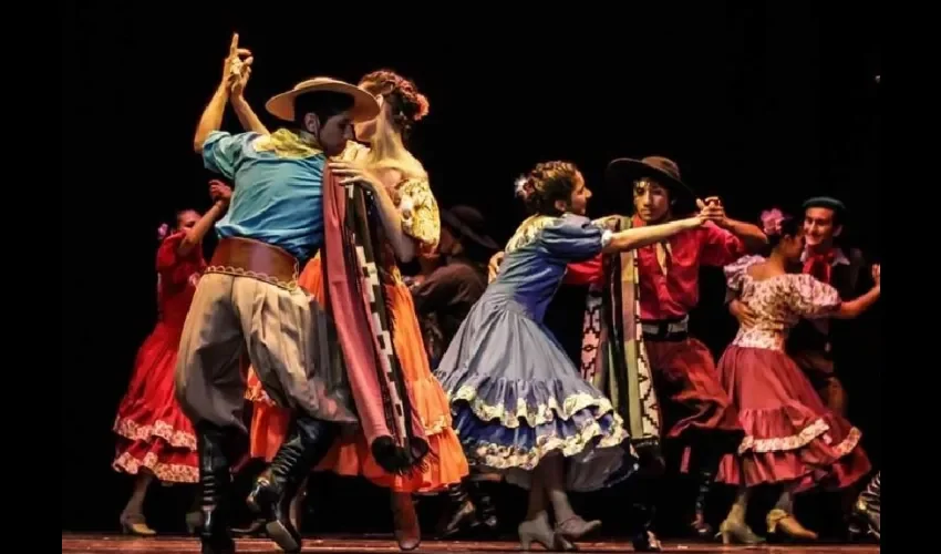 Foto ilustrativa de los bailes. 
