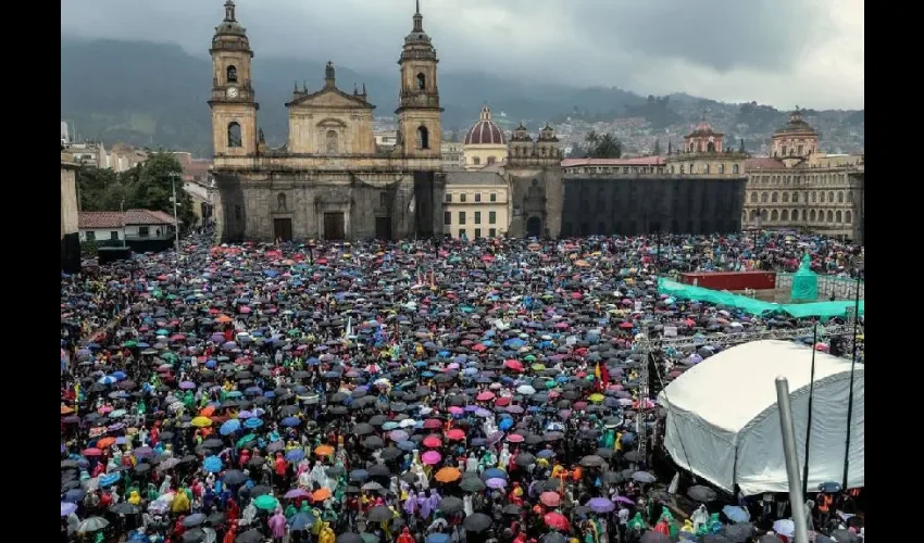 Foto ilustrativa de las reuniones. 