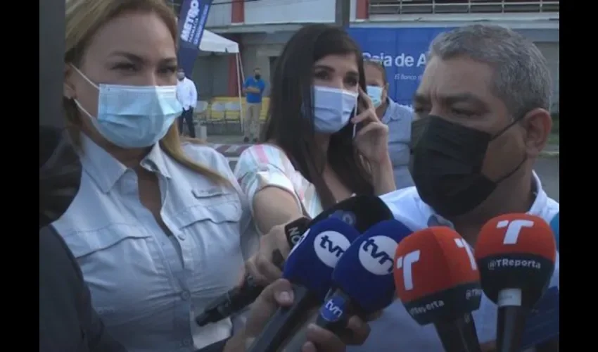 Las declaraciones de Luis Sucre se dieron desde el estadio Rommel Fernández, durante el inicio de la vacunación a voluntarios de la vacuna de AstraZeneca.
