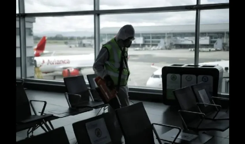 Foto ilustrativa de un aeropuerto en Colombia. 