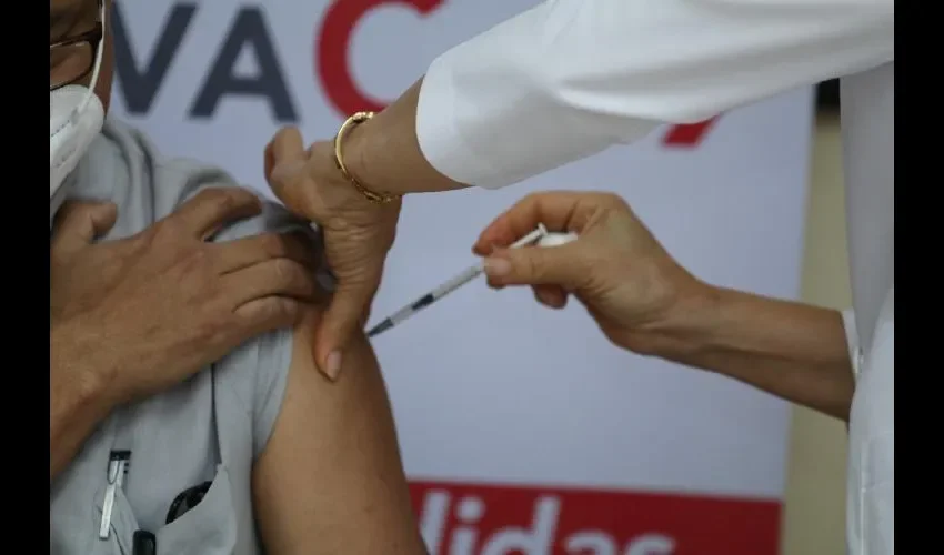A la fecha, Panamá ha aplicado más de 1 millón 660 mil dosis de la vacuna contra COVID-19. Foto: Cortesía 