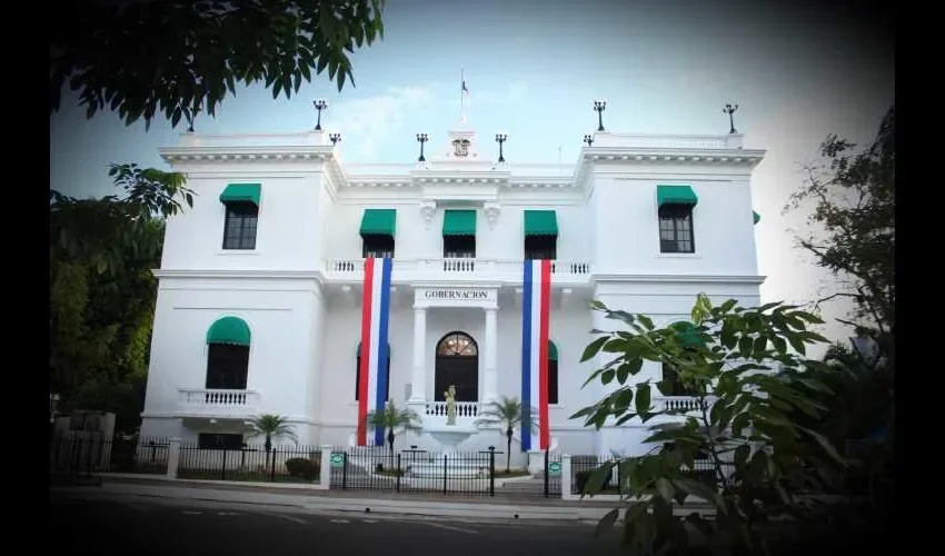 Los actos de este día iniciarán con la izada del Pabellón Nacional.  Foto: Cortesía