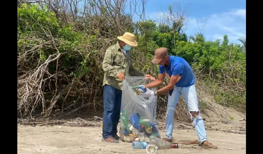 Foto ilustrativa de trabajadores.