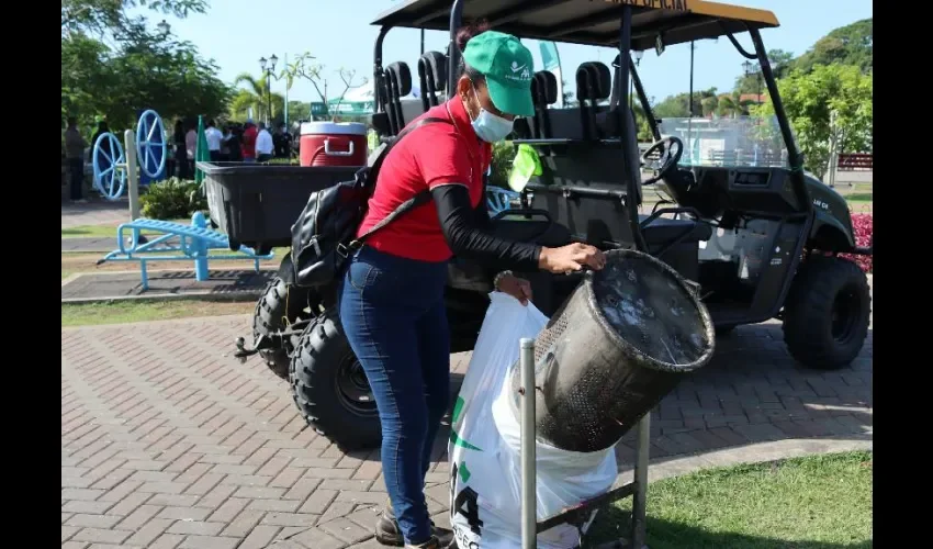 Foto ilustrativa de la recolección de basura. 