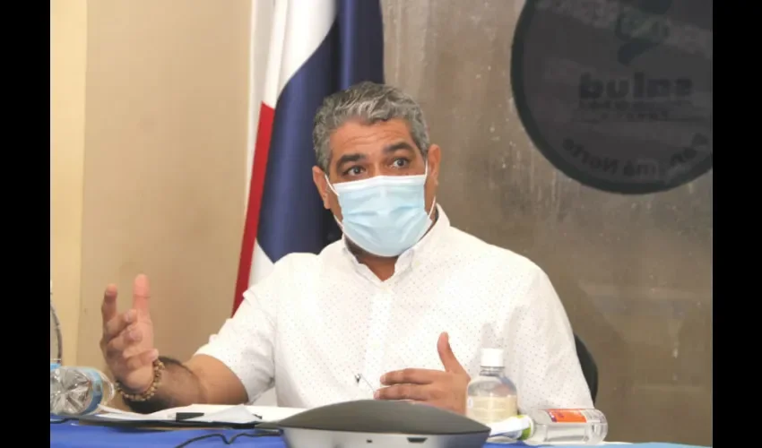 Ministro de Salud, Luis Francisco Sucre. Foto: Minsa.