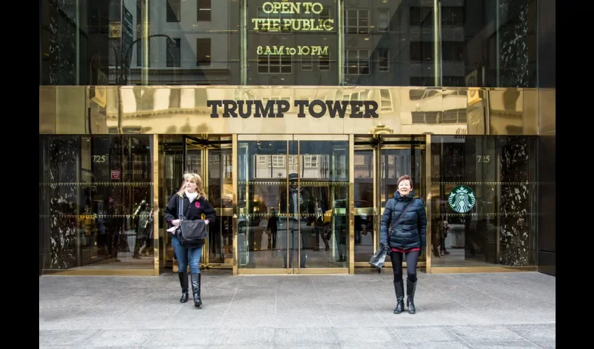 Foto ilustrativa de un edificio de Trump. Cortesía 