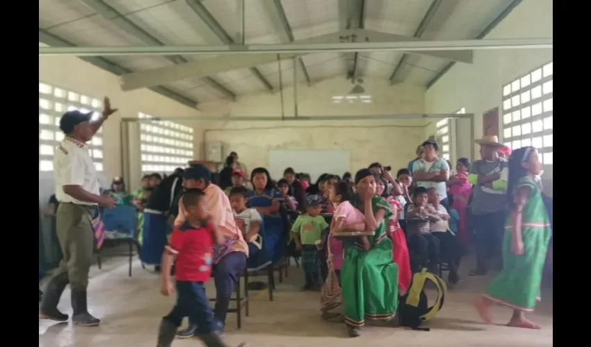 Este 4 de mayo de 2022, se informó que no han tenido ni la visita del director comarcal de Educación en esta zona. 