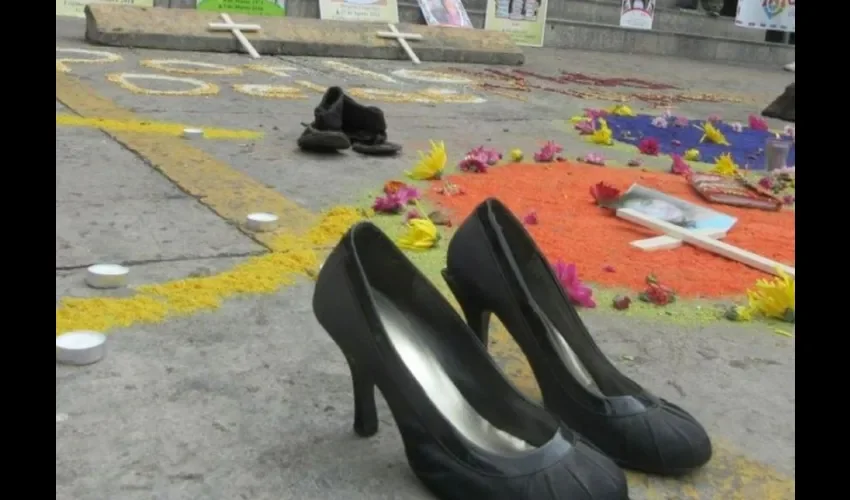 Vista de una protesta en honor a mujeres asesinadas.