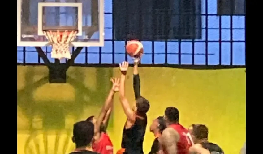 Vistas del encuentro realizado en el gimnasio Heliodoro Patiño.