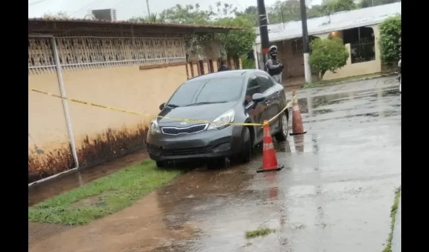 Vista del auto retenido. 