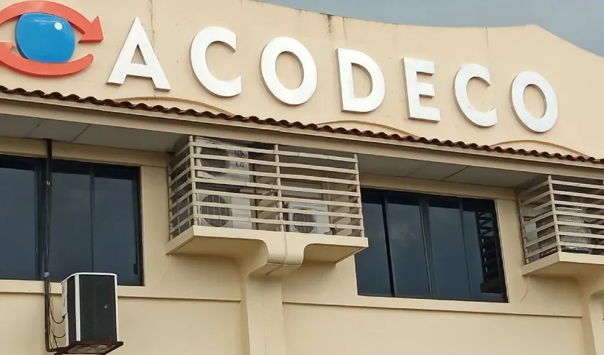 Vista de la fachada de Acodeco.