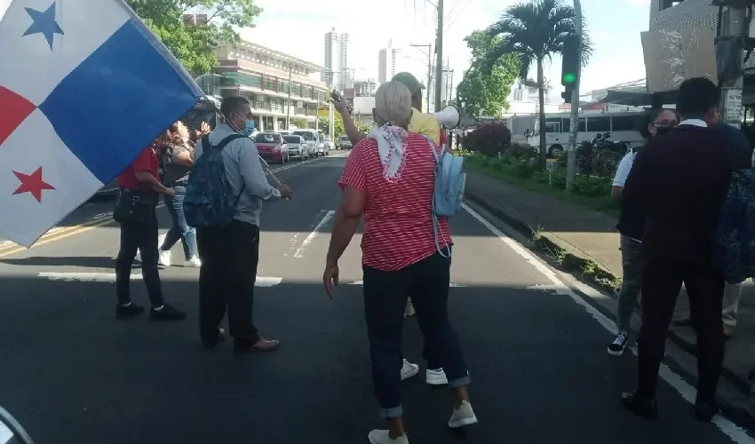 Manifestantes se toman las calles de Panamá.