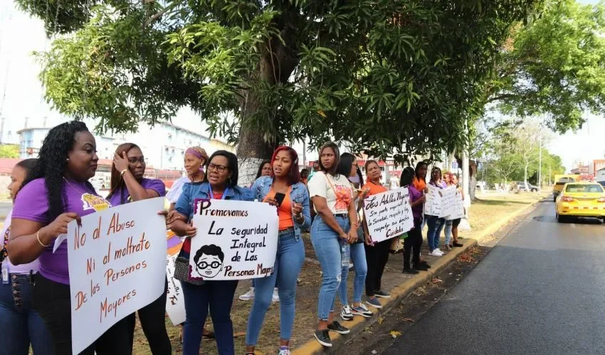 Dentro de la campaña se encuentran hasta manifestaciones pacíficas.