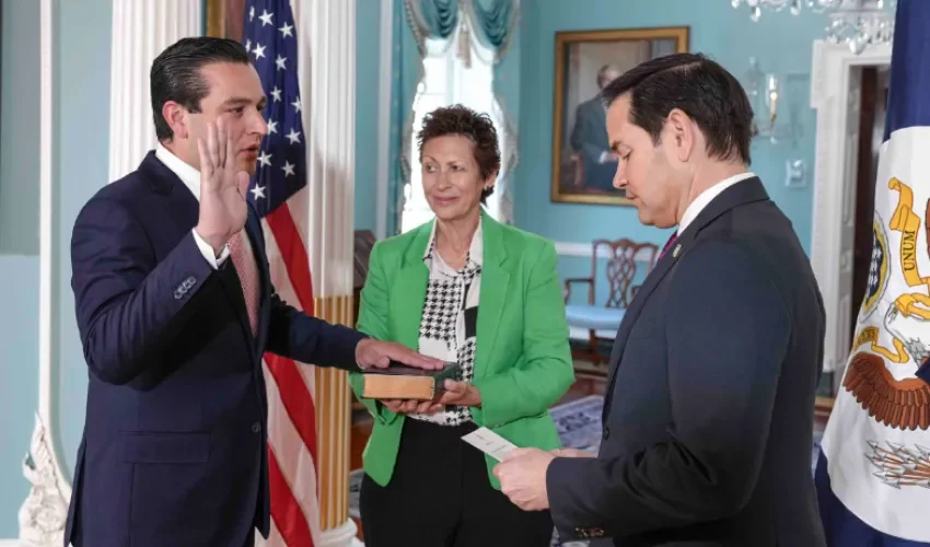 Kevin Marino Cabrera.