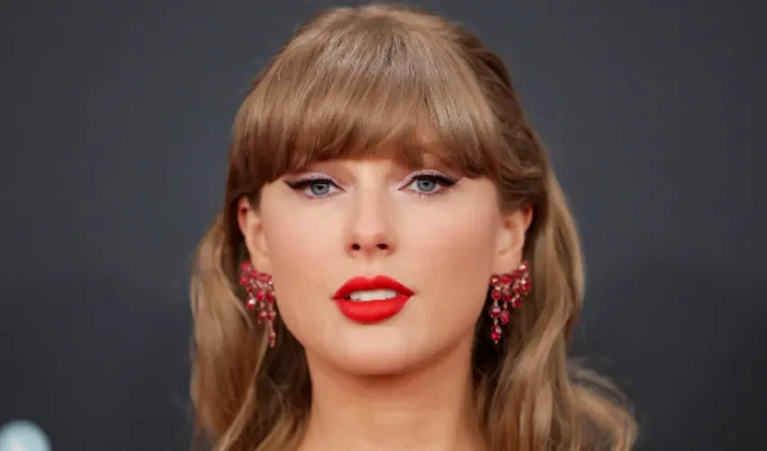 Fotografía de archivo de Taylor Swift. EFE/ALLISON DINNER.