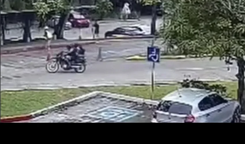 Fotocaptura del video. 