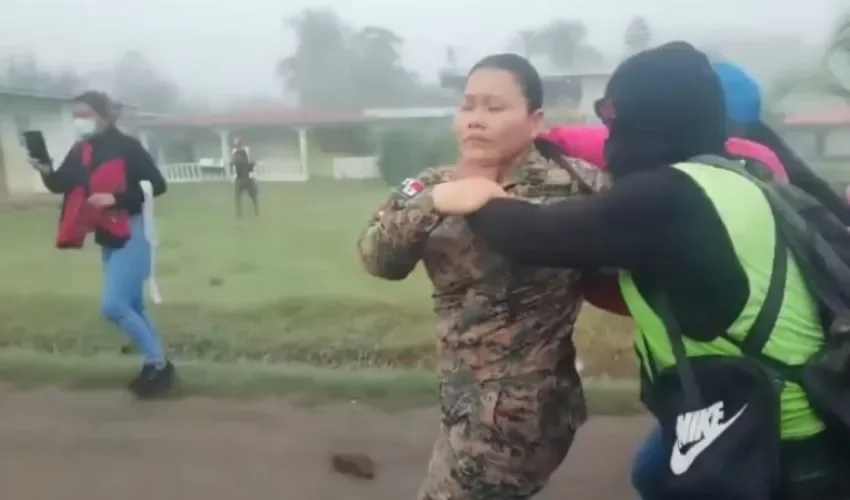 Fotocaptura del video. 