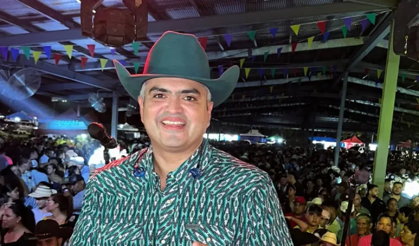 Foto: @jhonathanchavezoficial