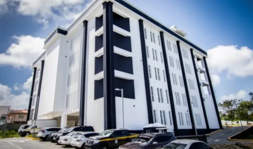 Foto sede del Ministerio Público, Puerto Escondido, Colón.