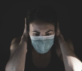 Secuelas emocionales, la dura batalla de los pacientes recuperados de COVID-19 
