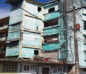 Casco Antiguo de Colón en una disyuntiva: demoler o recuperar 