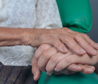 Miedo y desconocimiento reinan sobre síndromes demenciales en adultos mayores 