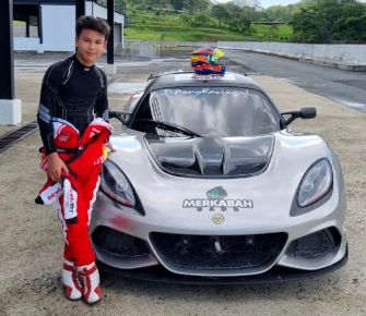 Sebastián NG, el piloto panameño que destaca en el deporte a motor a nivel internacional 