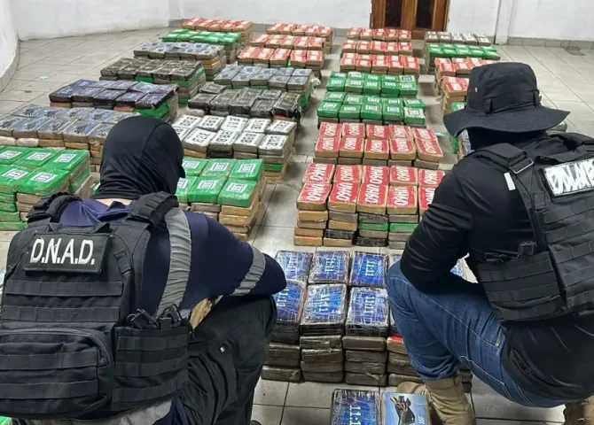  Incautan mil 512 paquetes con droga en un puerto de la provincia de Colón 