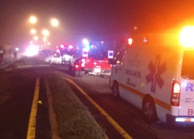  Confirman dos víctimas por accidente de tránsito en Santiago; velocidad pudo jugarle una mala pasada 