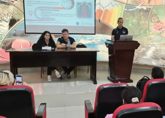   Científicos italianos presentan proyecto sobre el mar y la salud humana en la Universidad de Panamá  