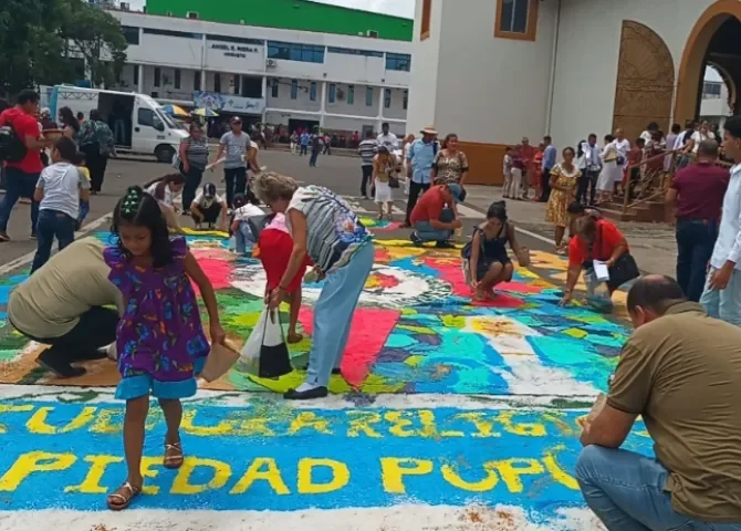  La juventud de Veraguas revive con devoción la celebración del Corpus Christi en Santiago 