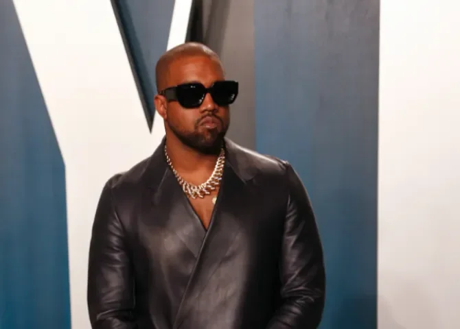   Exasistente de Kanye West lo denuncia por agresión sexual y manipulación laboral  