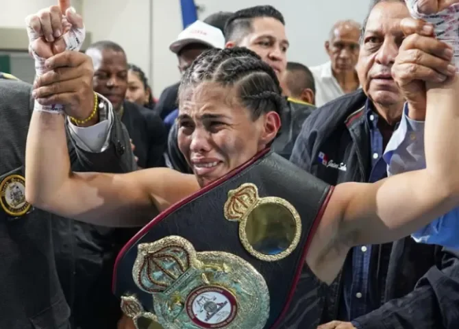  ¡Nueva campeona! Nataly Delgado hace historia y eleva a Panamá en el boxeo femenino 