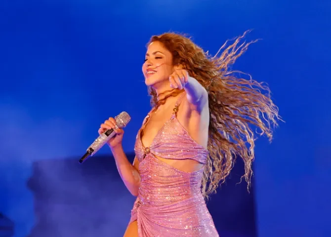  Shakira rompe récords con la gira latina más grande de 2025 