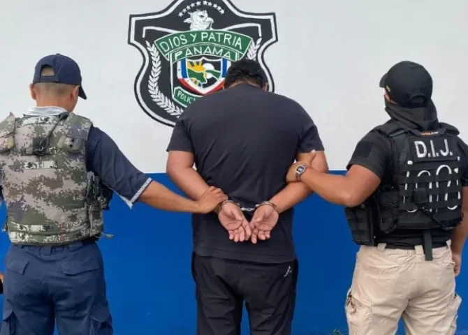  Aprehenden en Vacamonte a conductor de plataforma digital por presunta violación a dos menores 
