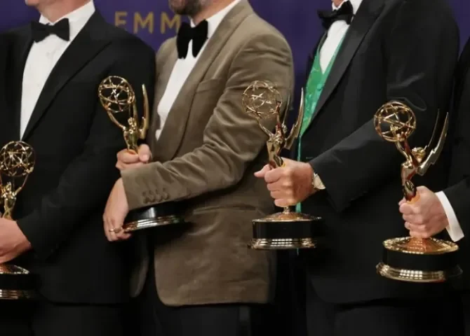  Fotografía de archivo de estatuillas de los premios Emmy. EFE/Allison Dinner 