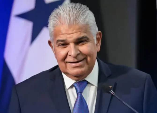  Presidente Mulino destaca fortaleza de la economía panameña en lanzamiento de la alianza INCAE-Ficohsa 