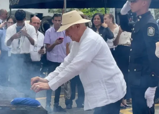  Foto: @ulpianovoficial 