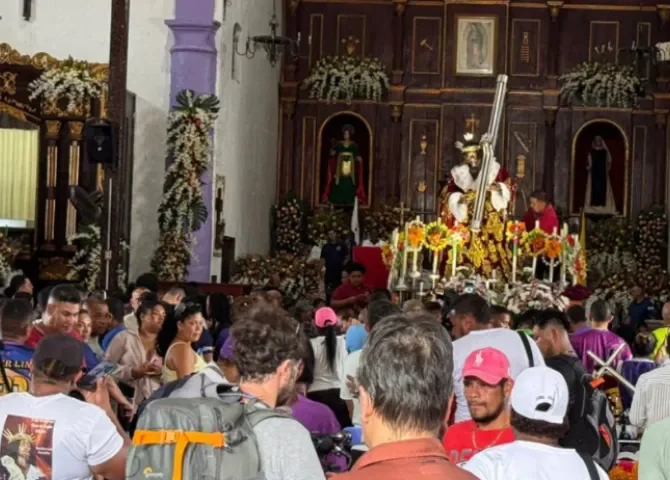  Portobelo se prepara para recibir a cientos de devotos del Cristo Negro 