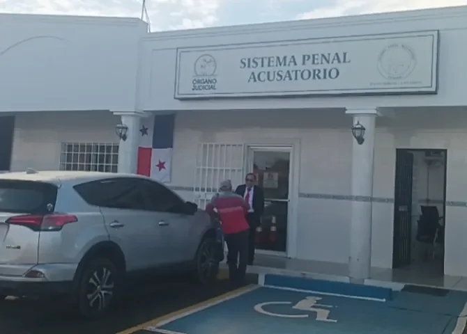  Imputan cargos a exasesora legal de CONADES por presunto peculado doloso agravado en proyecto de sanidad básica en Veragua 