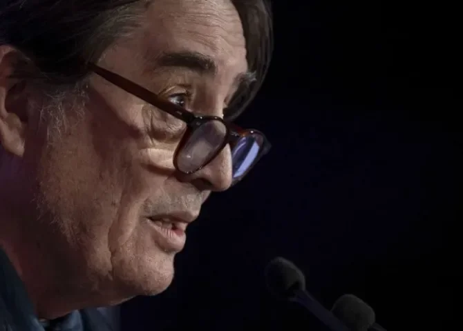  El poeta Luis García Montero. Foto: EFE.  